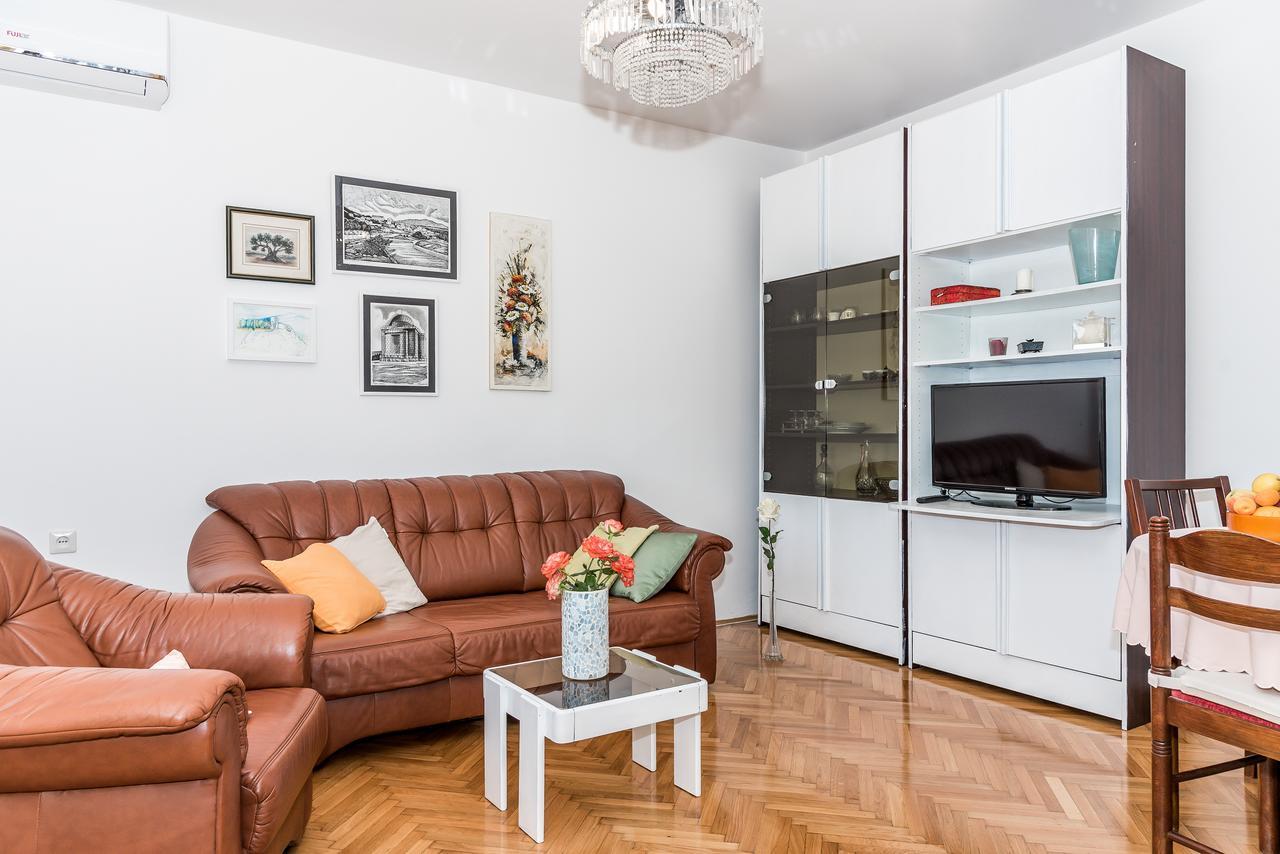 Apartment Promona Drniš エクステリア 写真