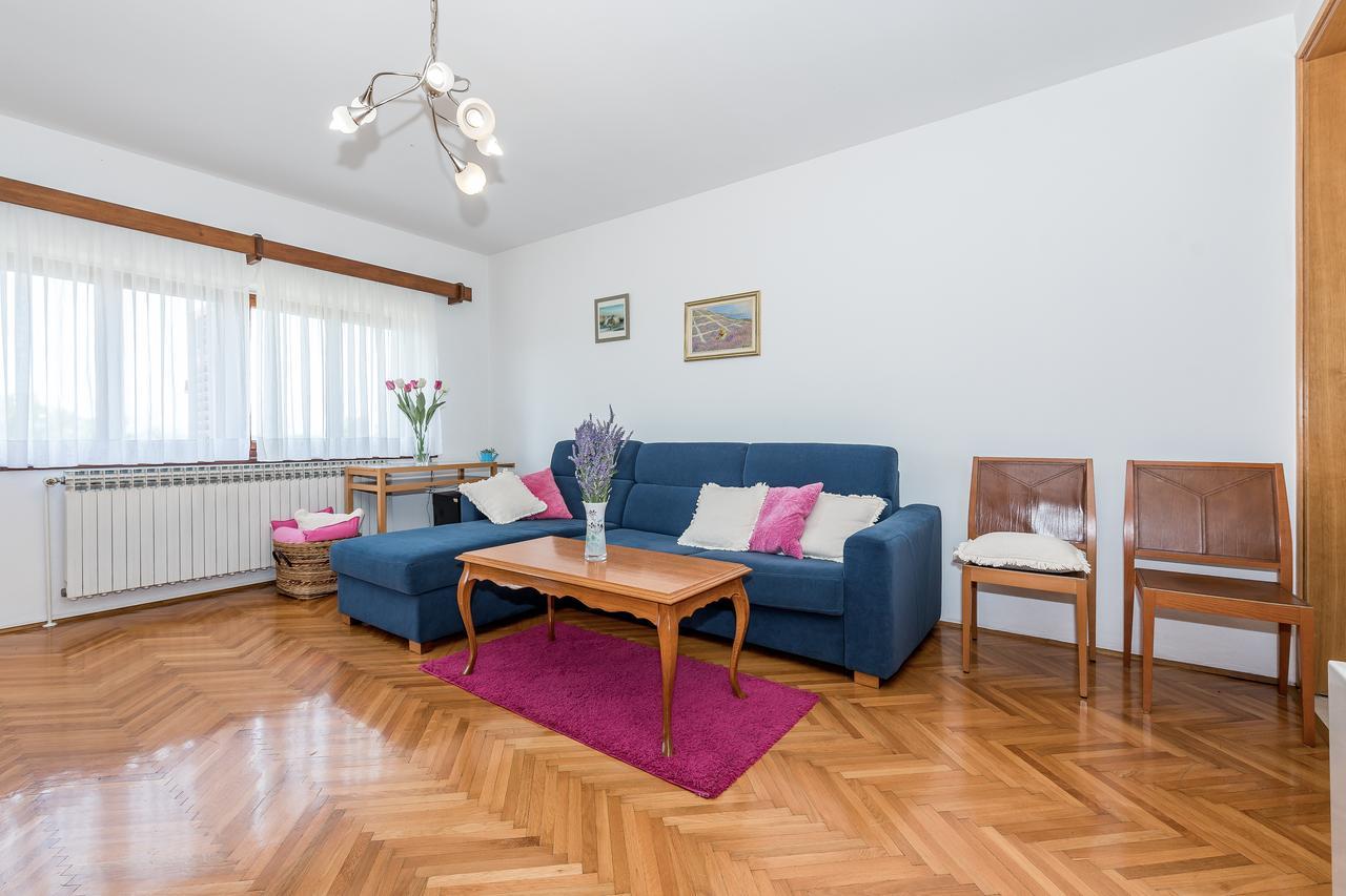 Apartment Promona Drniš エクステリア 写真